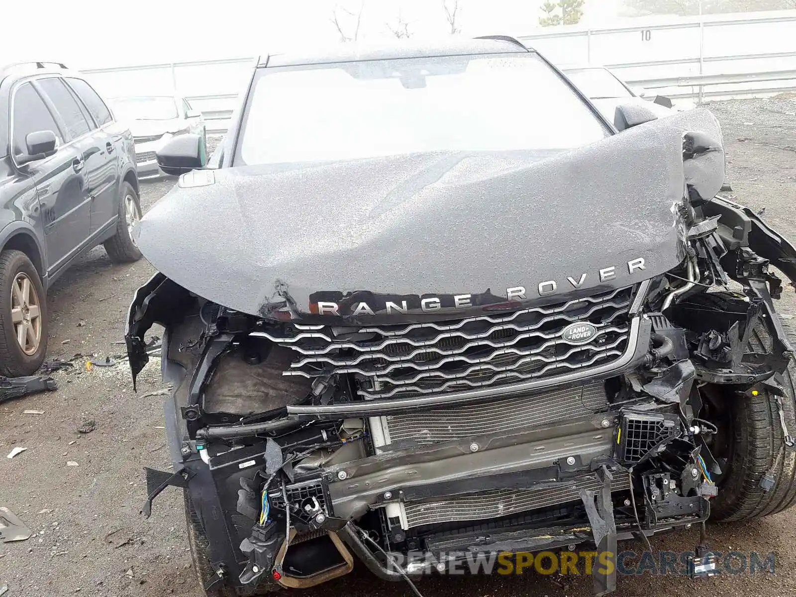 9 Photograph of a damaged car SALYL2EX7KA779172 LAND ROVER RANGEROVER 2019