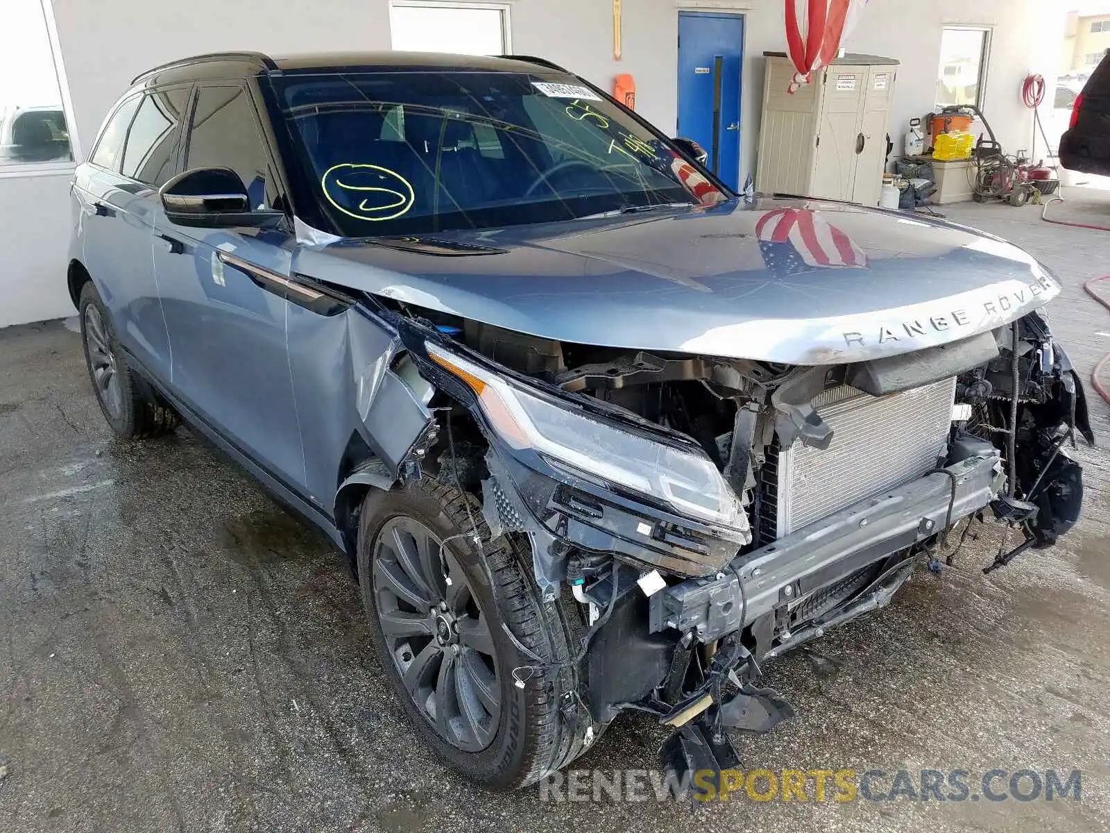 1 Photograph of a damaged car SALYL2EX8KA797969 LAND ROVER RANGEROVER 2019