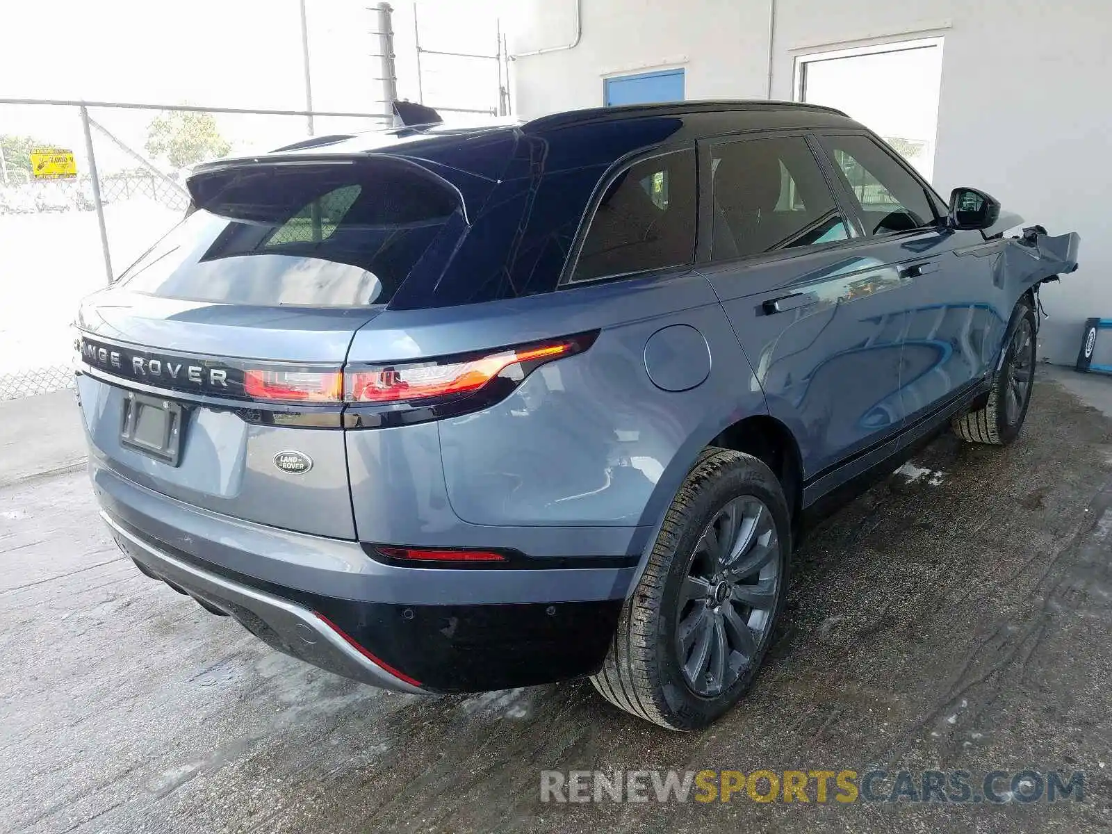 4 Photograph of a damaged car SALYL2EX8KA797969 LAND ROVER RANGEROVER 2019