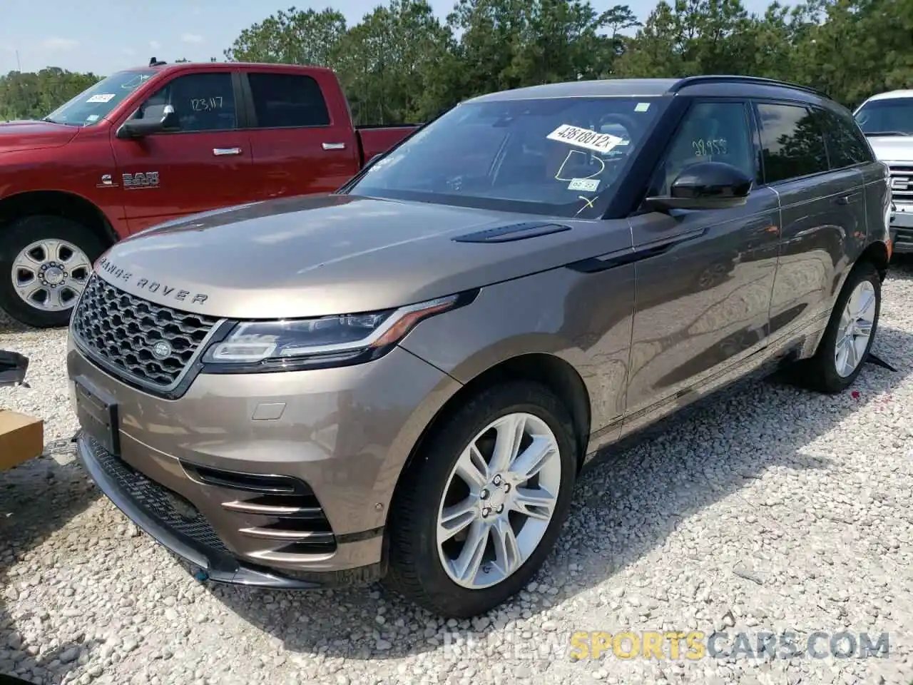 2 Photograph of a damaged car SALYL2EX9KA798015 LAND ROVER RANGEROVER 2019