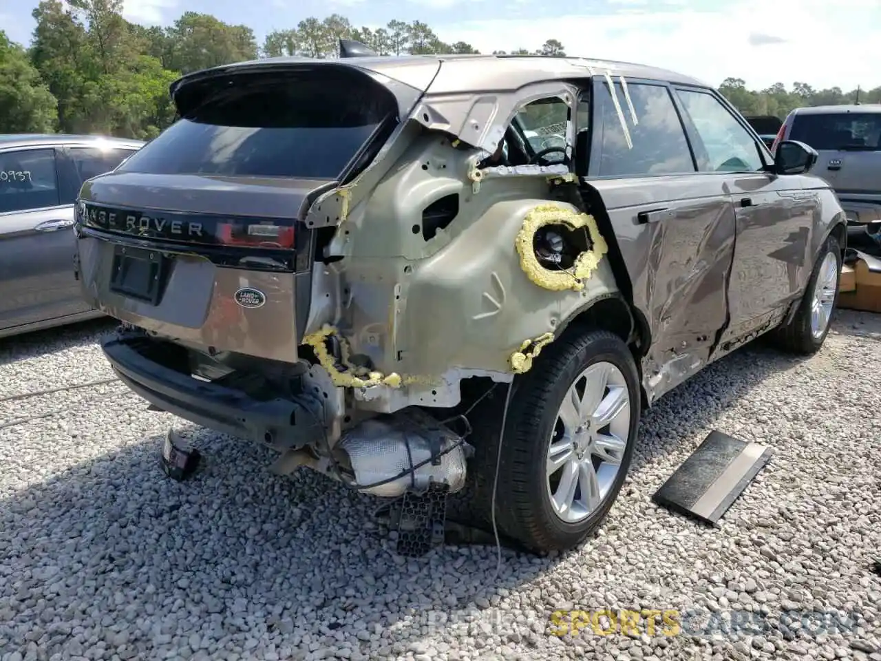 4 Photograph of a damaged car SALYL2EX9KA798015 LAND ROVER RANGEROVER 2019