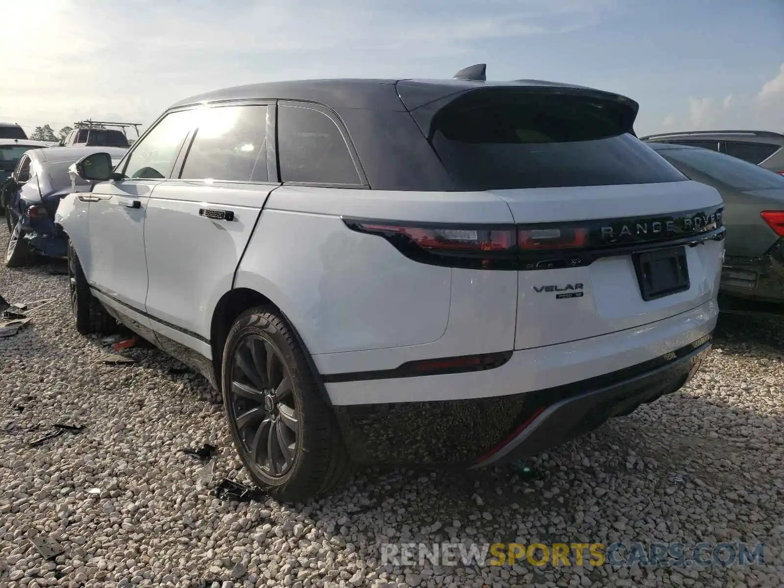 3 Фотография поврежденного автомобиля SALYL2EXXKA232302 LAND ROVER RANGEROVER 2019