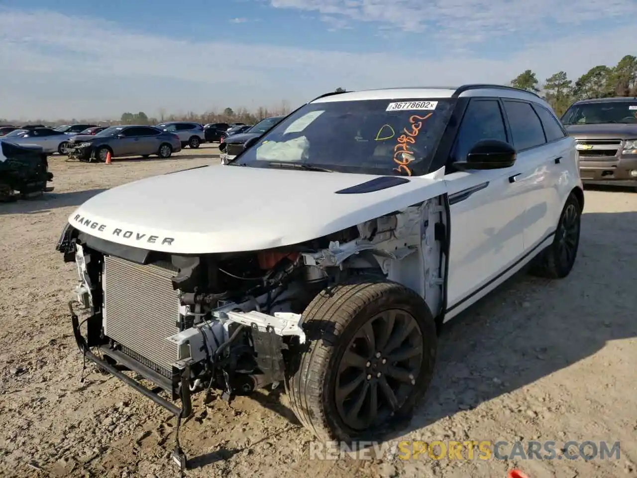 2 Фотография поврежденного автомобиля SALYL2FV5KA225366 LAND ROVER RANGEROVER 2019