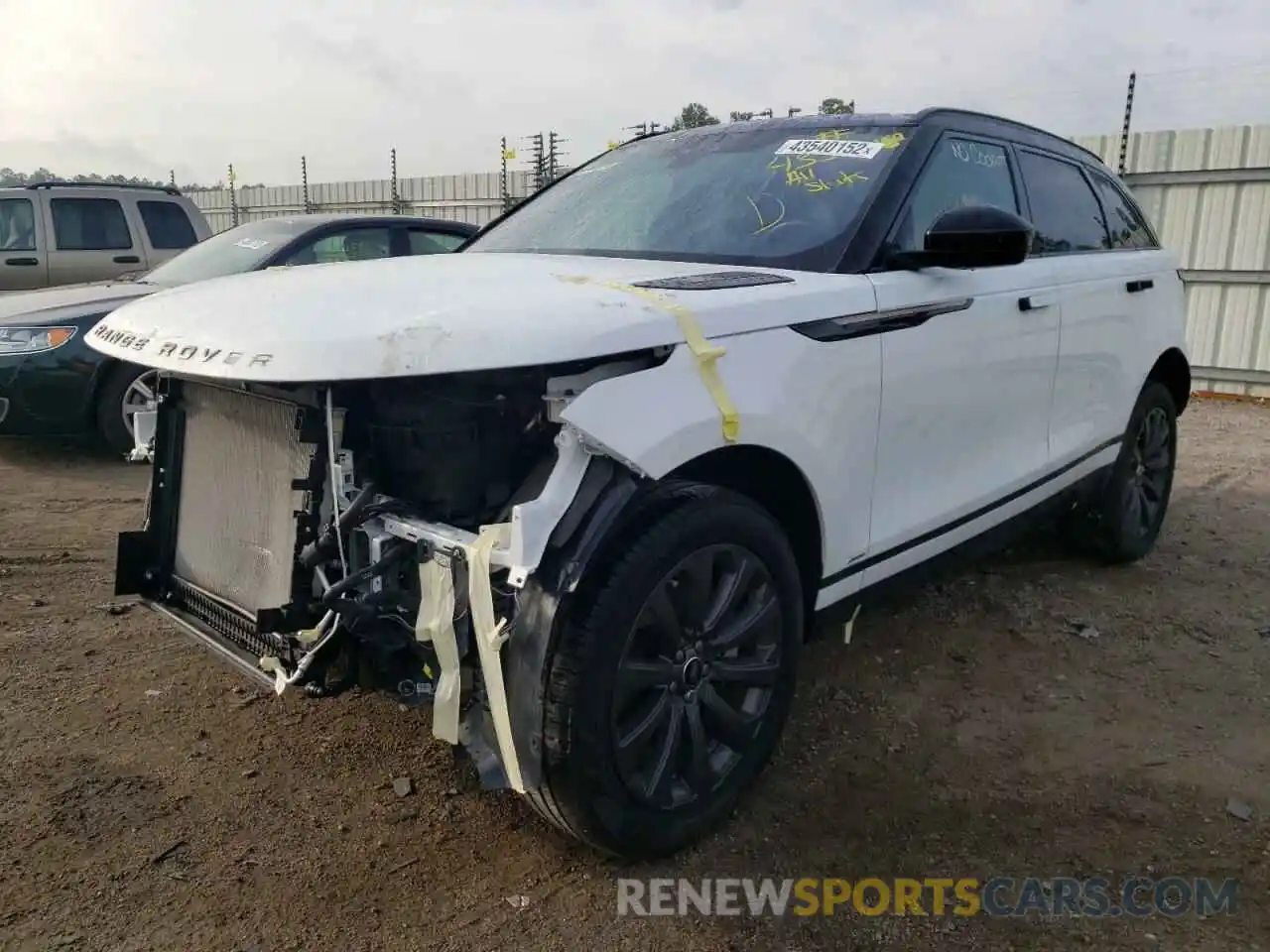 2 Photograph of a damaged car SALYL2FV6KA207085 LAND ROVER RANGEROVER 2019