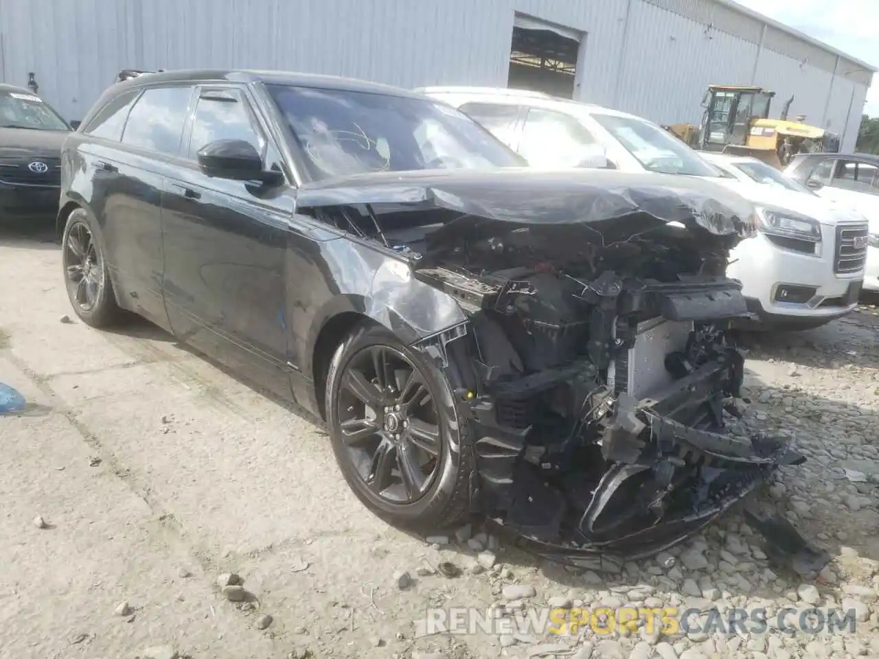 1 Photograph of a damaged car SALYL2FV6KA226686 LAND ROVER RANGEROVER 2019