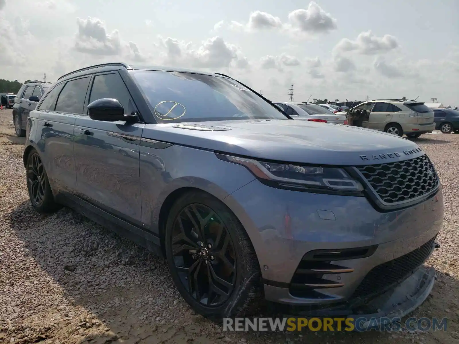 1 Photograph of a damaged car SALYL2FV8KA216273 LAND ROVER RANGEROVER 2019