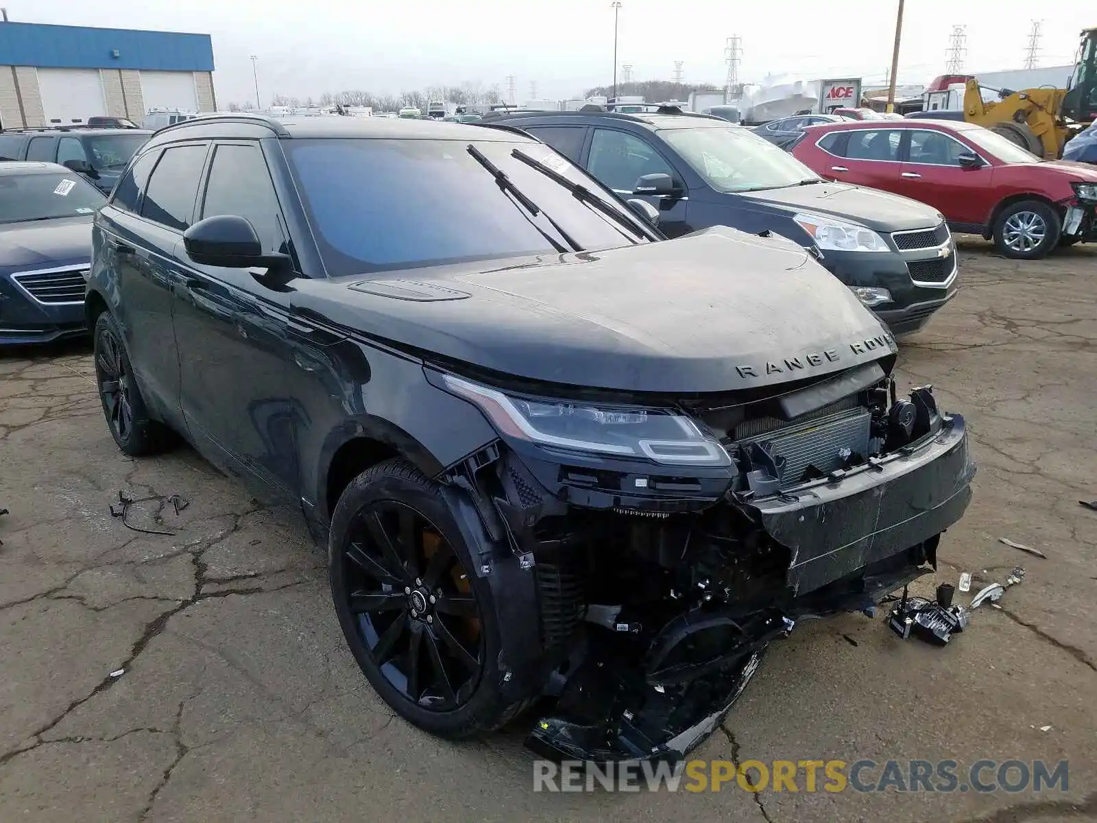 1 Photograph of a damaged car SALYL2FV8KA225913 LAND ROVER RANGEROVER 2019