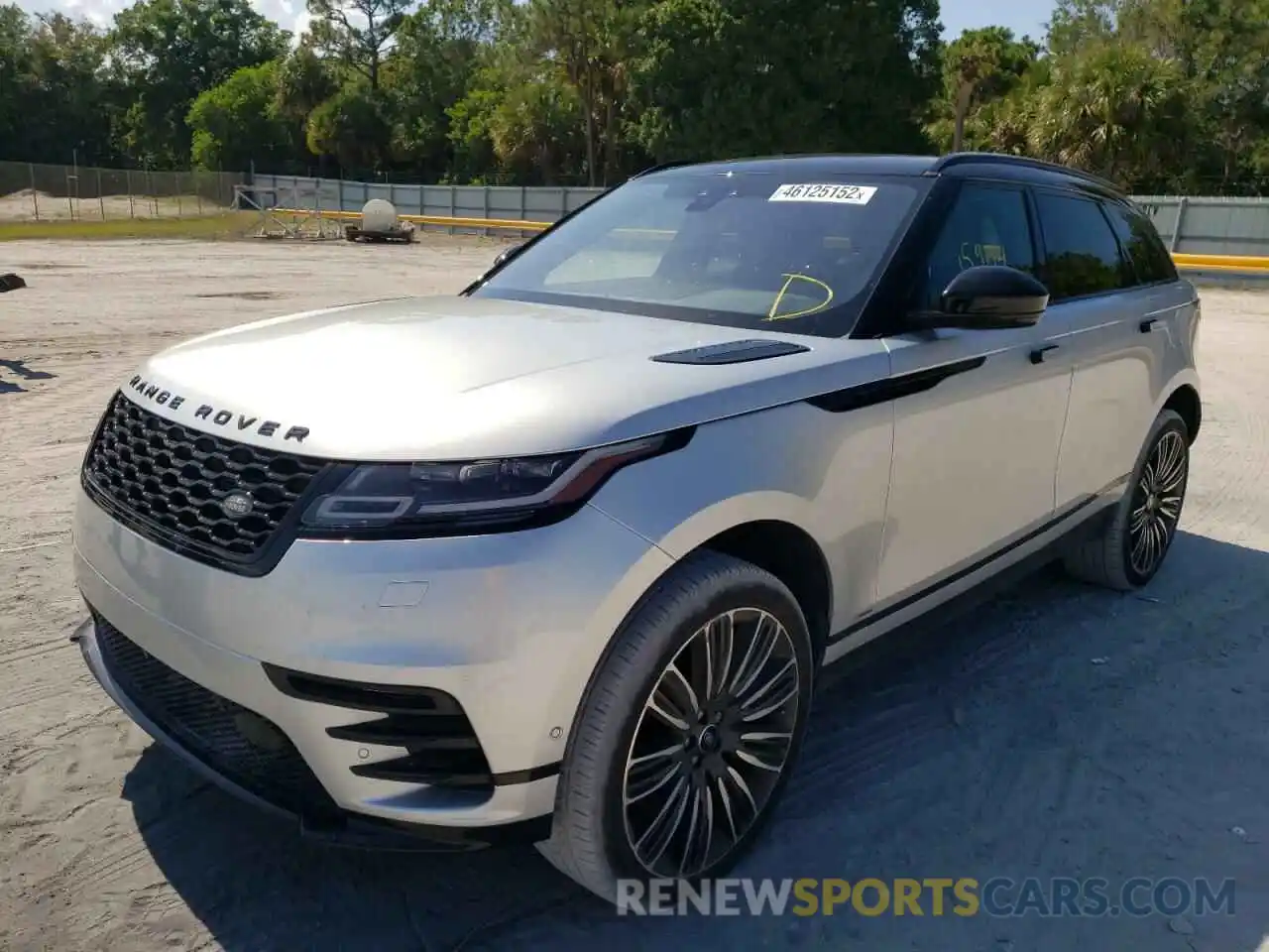 2 Photograph of a damaged car SALYL2FV9KA209316 LAND ROVER RANGEROVER 2019