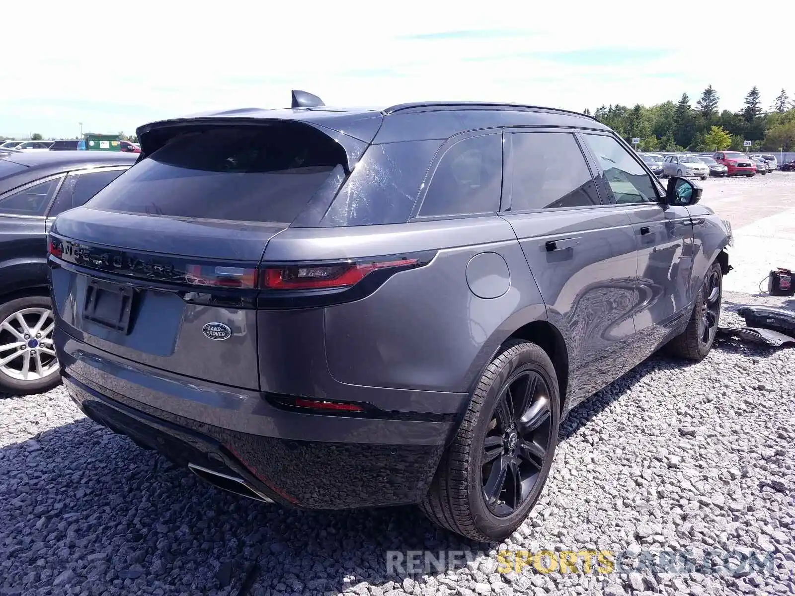 4 Photograph of a damaged car SALYL2FX5KA204003 LAND ROVER RANGEROVER 2019