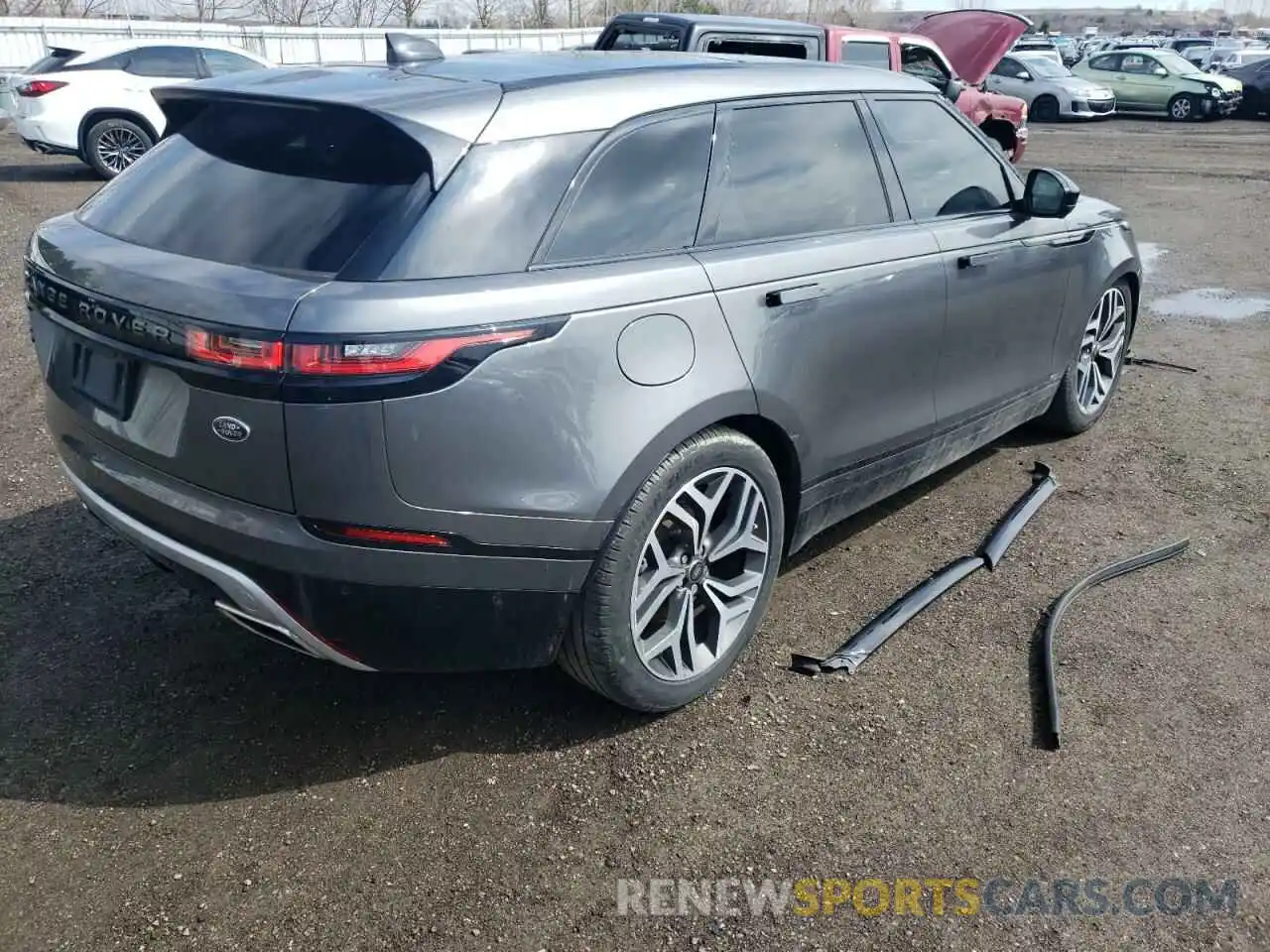 4 Photograph of a damaged car SALYM2EVXKA203815 LAND ROVER RANGEROVER 2019