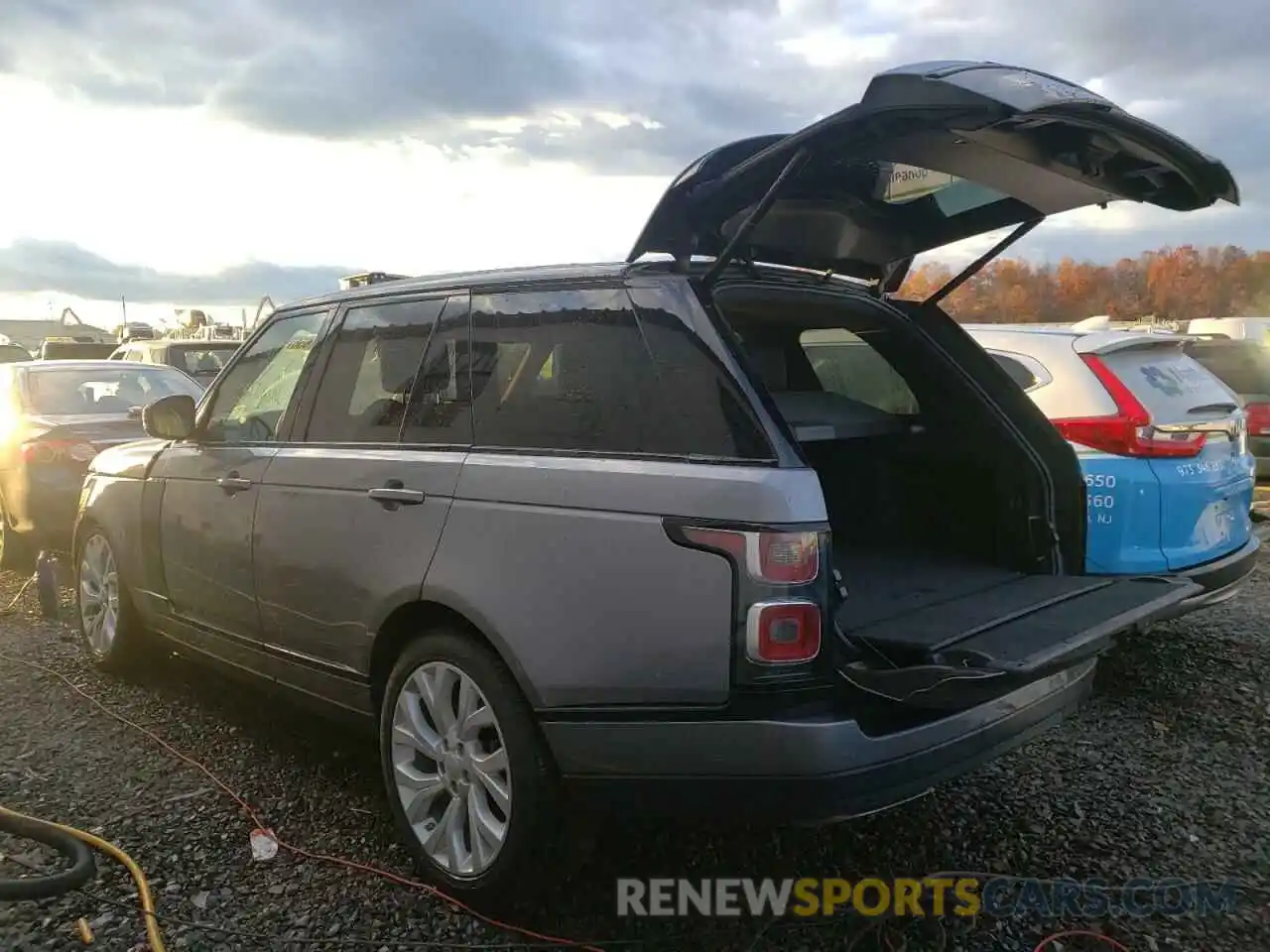 3 Photograph of a damaged car SALGR2SU2LA599586 LAND ROVER RANGEROVER 2020