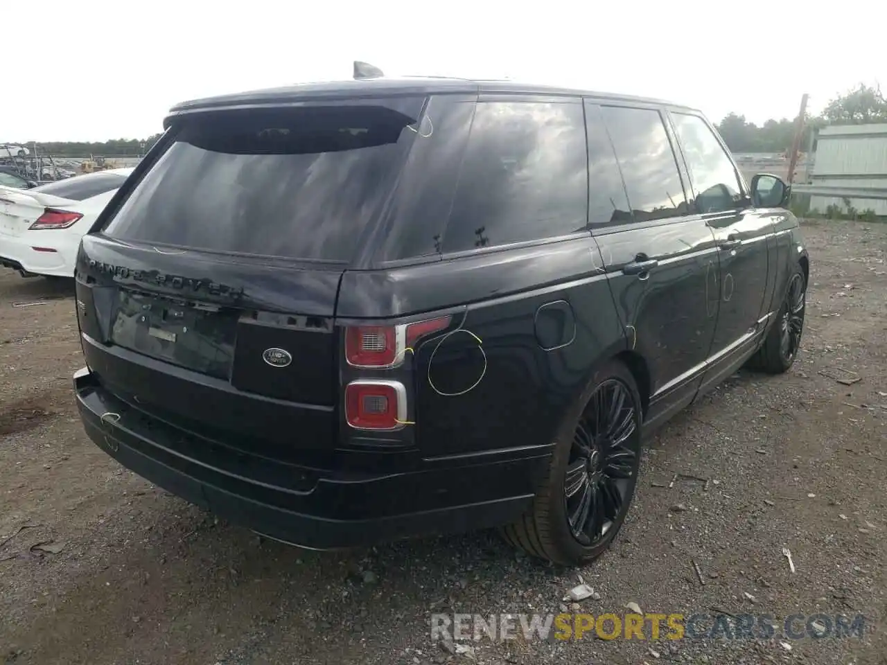 4 Photograph of a damaged car SALGS2RU0LA572171 LAND ROVER RANGEROVER 2020