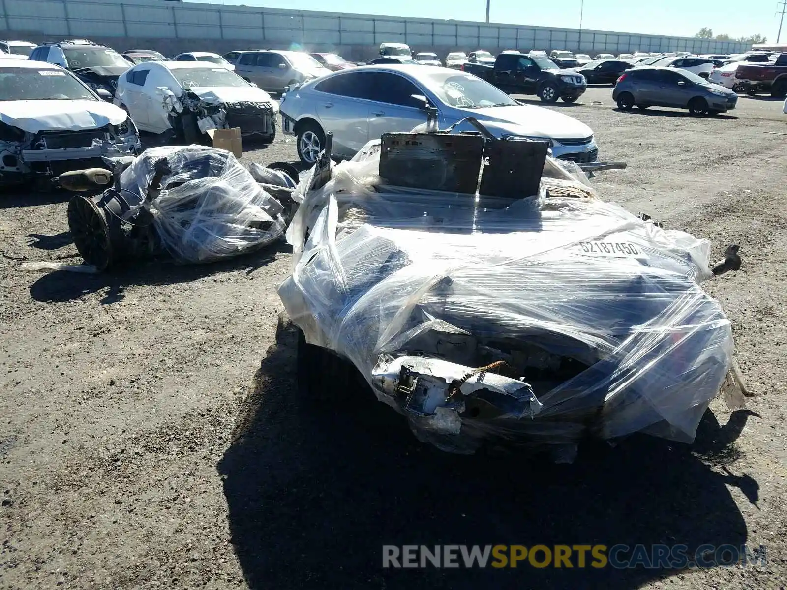 1 Photograph of a damaged car SALGS2RU3LA576487 LAND ROVER RANGEROVER 2020