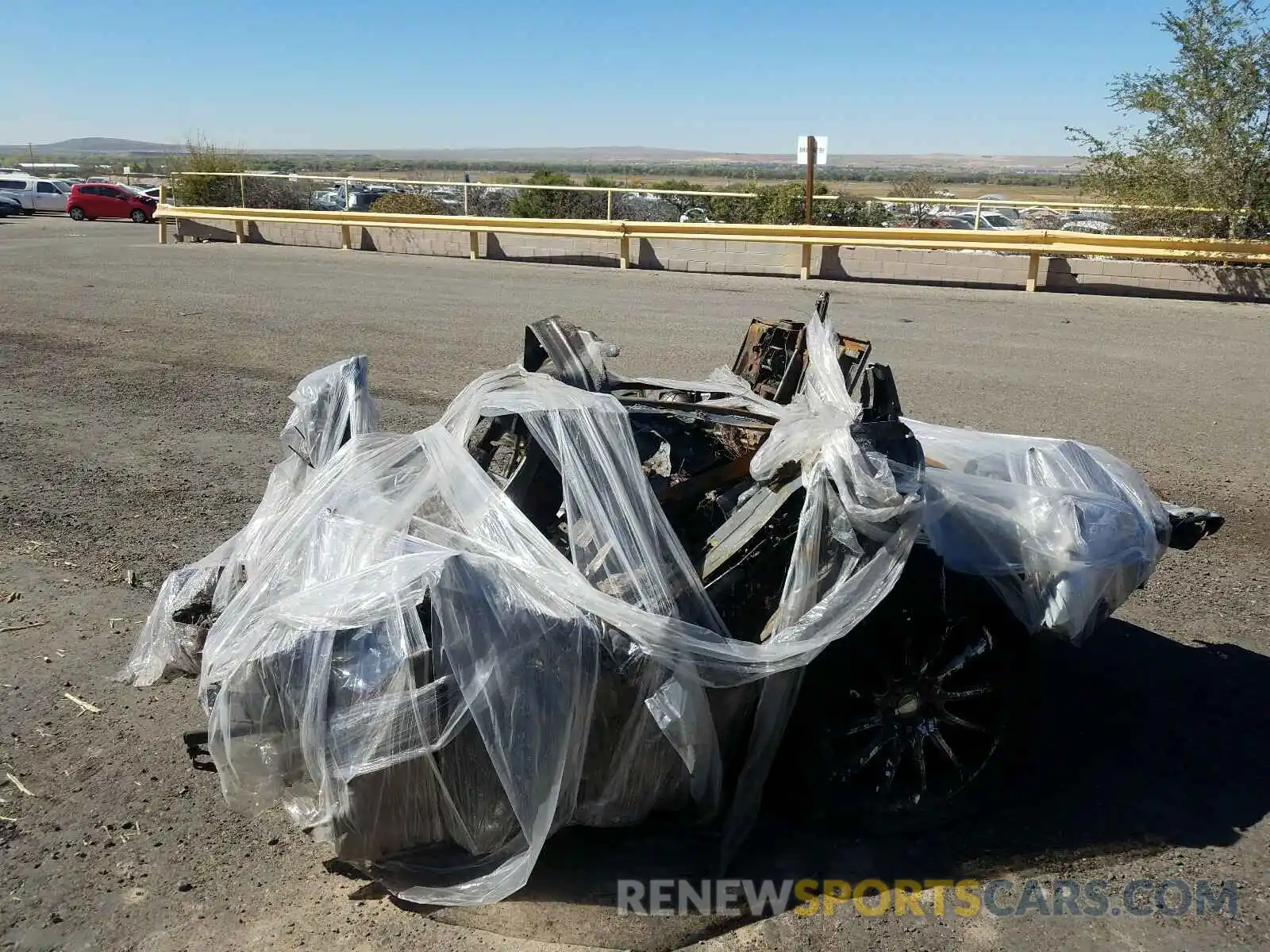 5 Photograph of a damaged car SALGS2RU3LA576487 LAND ROVER RANGEROVER 2020