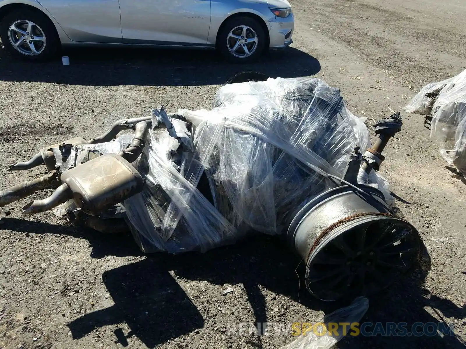 6 Photograph of a damaged car SALGS2RU3LA576487 LAND ROVER RANGEROVER 2020