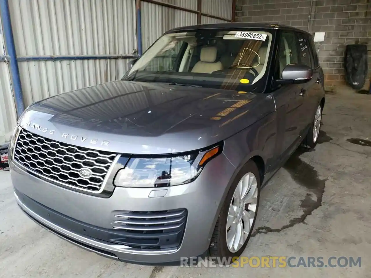 2 Photograph of a damaged car SALGS2RU4LA412827 LAND ROVER RANGEROVER 2020