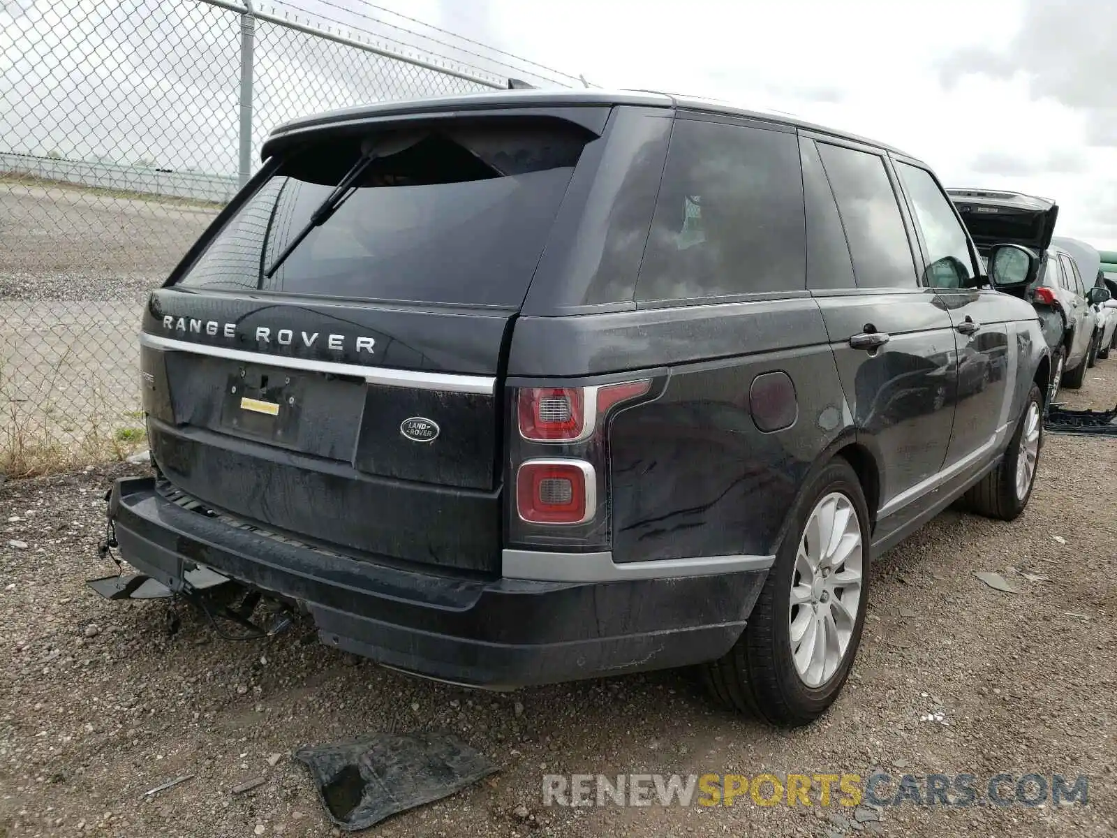 4 Photograph of a damaged car SALGS2RU5LA571503 LAND ROVER RANGEROVER 2020