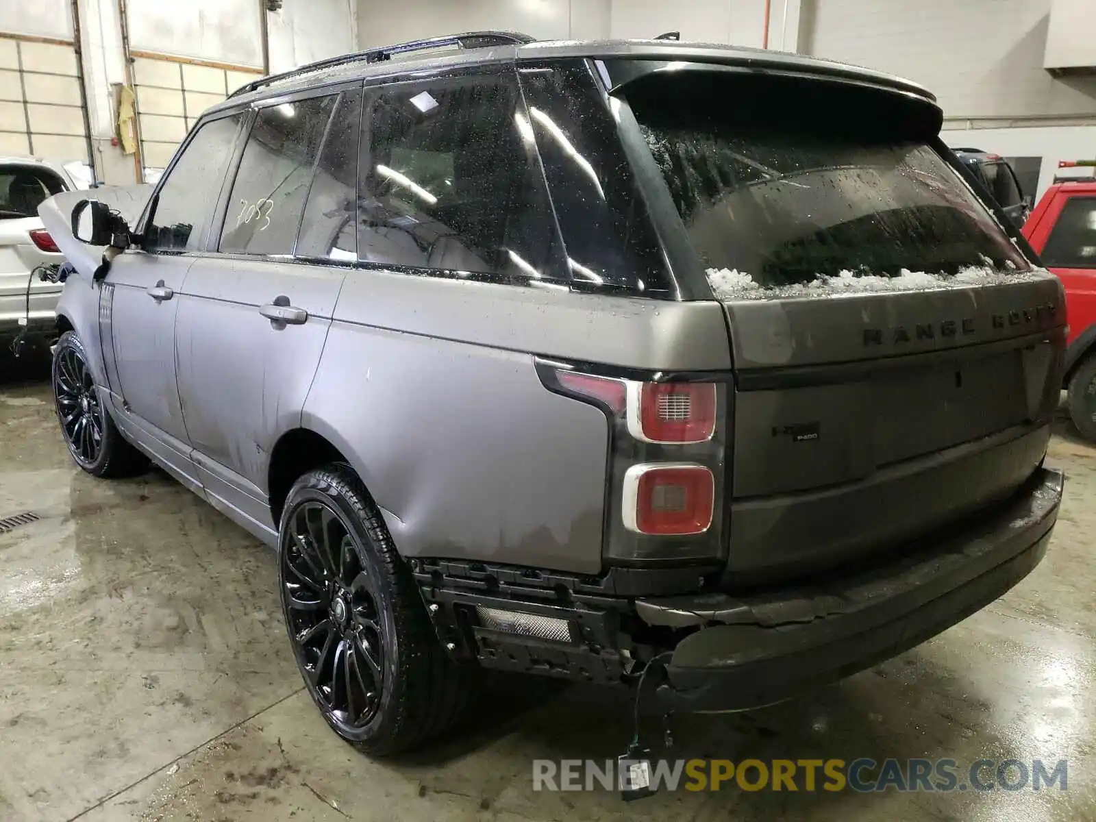 3 Фотография поврежденного автомобиля SALGS2RU6LA589203 LAND ROVER RANGEROVER 2020