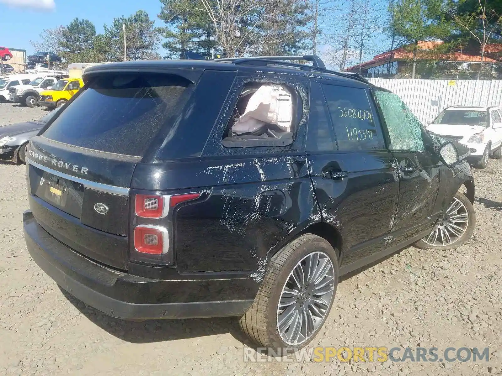 4 Photograph of a damaged car SALGS2RU7LA580557 LAND ROVER RANGEROVER 2020