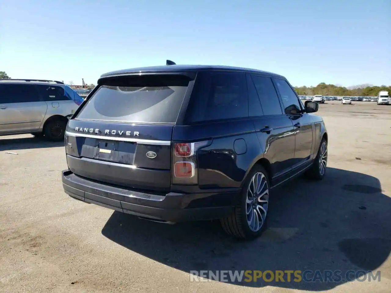 4 Photograph of a damaged car SALGS2RU9LA414301 LAND ROVER RANGEROVER 2020