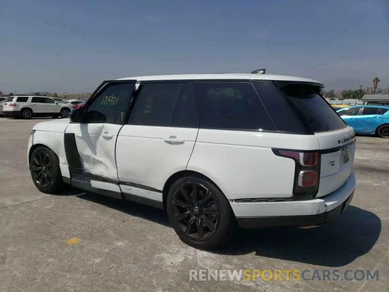 3 Photograph of a damaged car SALGS2RU9LA597084 LAND ROVER RANGEROVER 2020