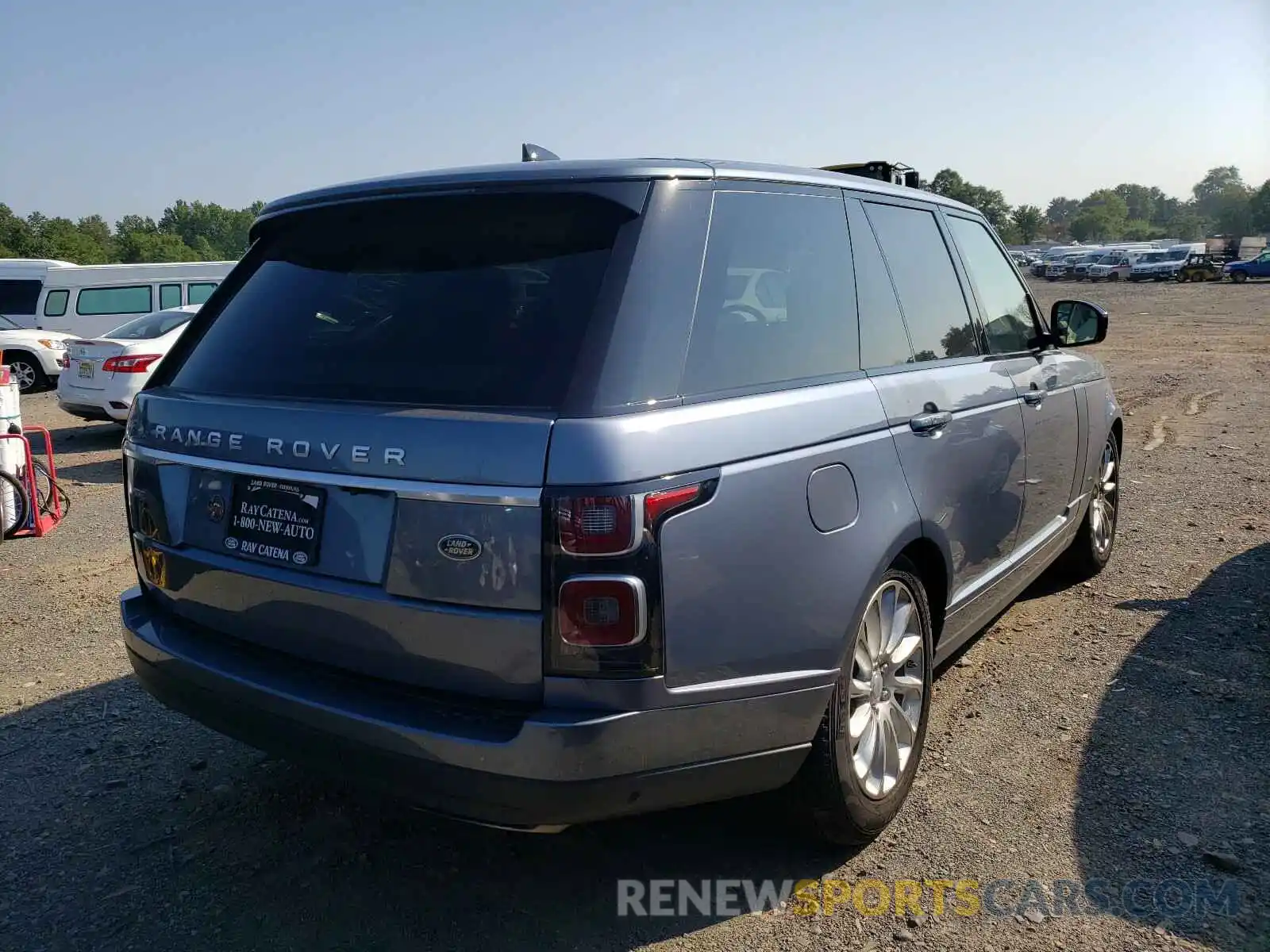 4 Photograph of a damaged car SALGS2RUXLA598924 LAND ROVER RANGEROVER 2020