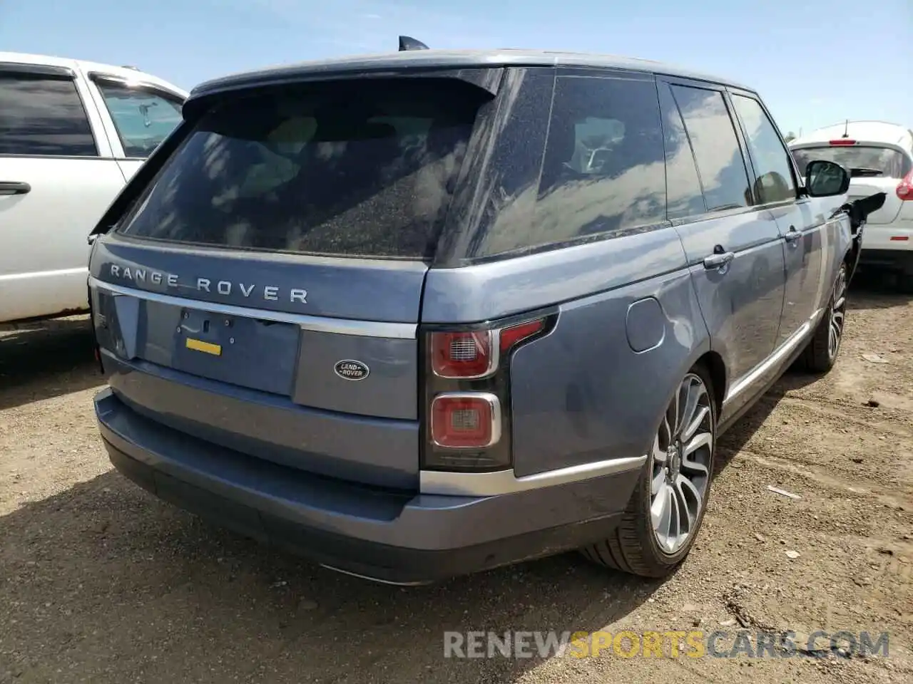 4 Photograph of a damaged car SALGS2SE0LA403013 LAND ROVER RANGEROVER 2020