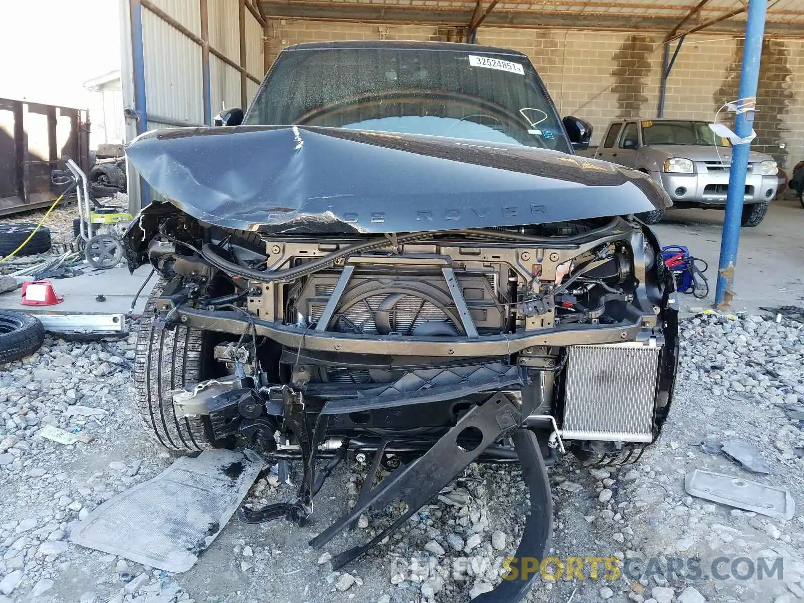 9 Photograph of a damaged car SALGS2SE0LA582430 LAND ROVER RANGEROVER 2020