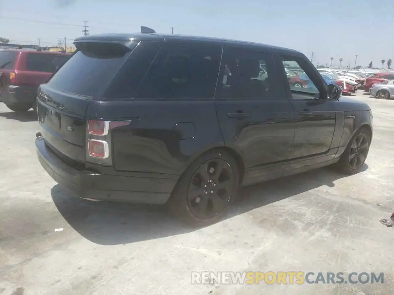 4 Photograph of a damaged car SALGS2SE1LA568097 LAND ROVER RANGEROVER 2020