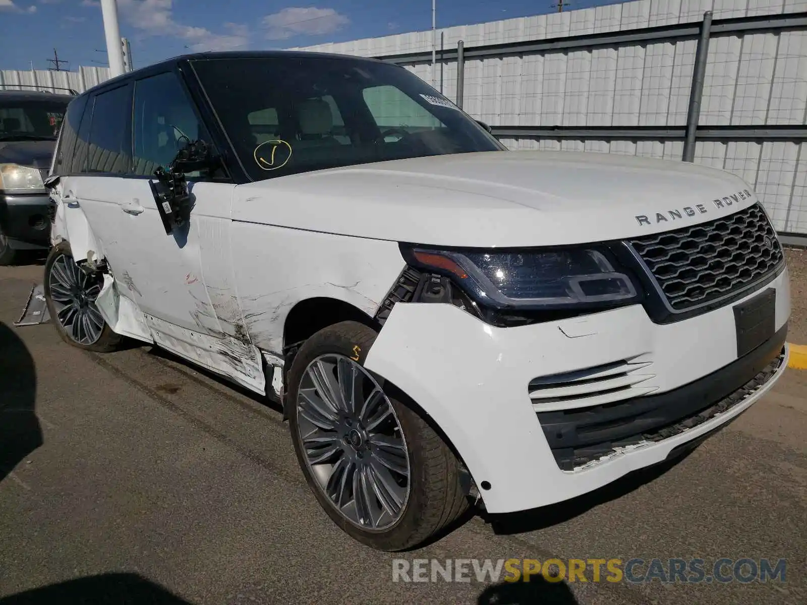 1 Фотография поврежденного автомобиля SALGS2SE2LA571445 LAND ROVER RANGEROVER 2020