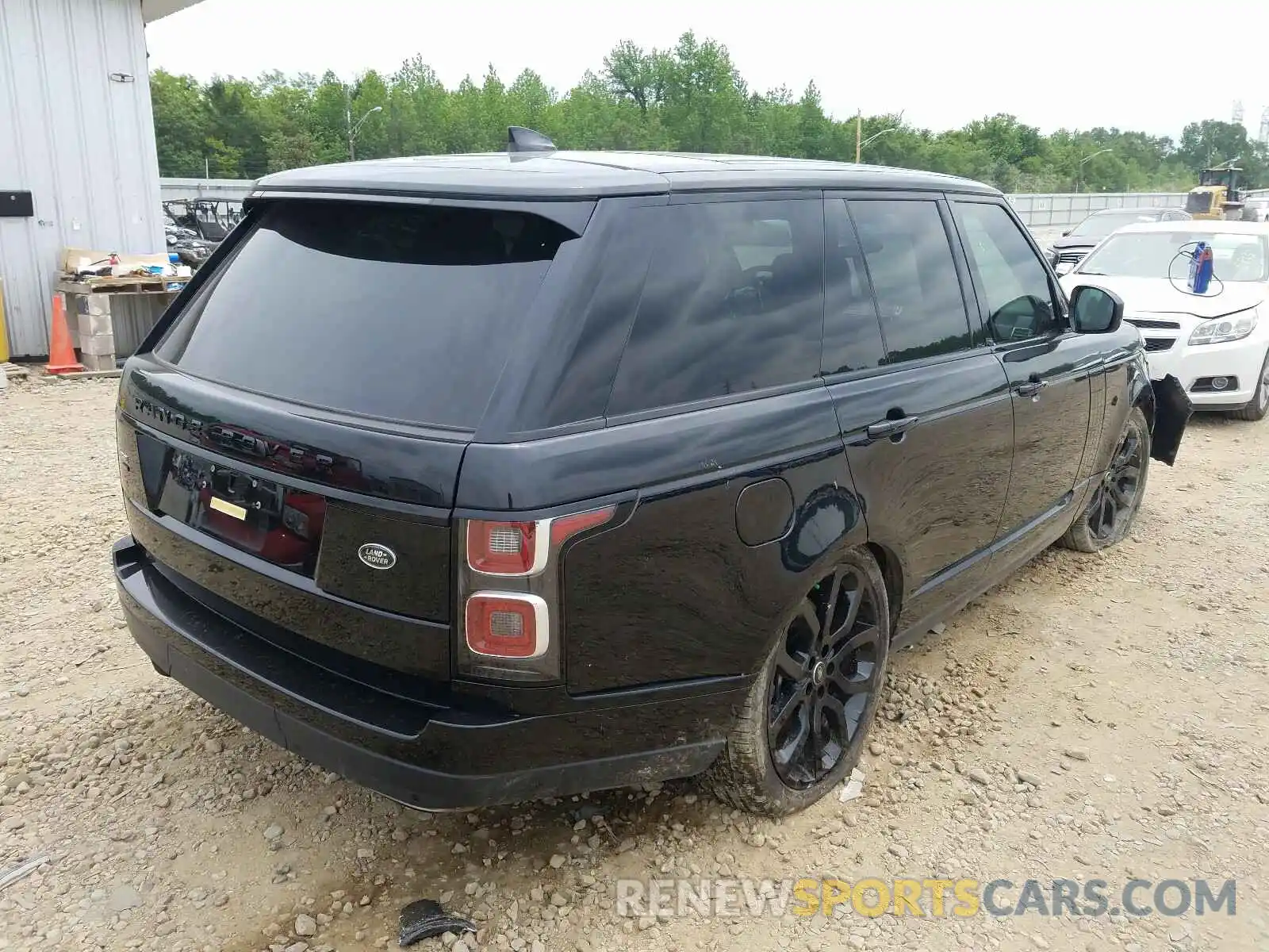 4 Photograph of a damaged car SALGS2SE3LA568070 LAND ROVER RANGEROVER 2020