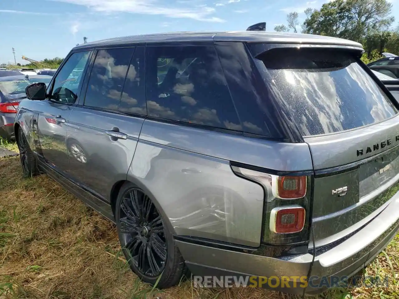 3 Photograph of a damaged car SALGS2SE3LA574015 LAND ROVER RANGEROVER 2020