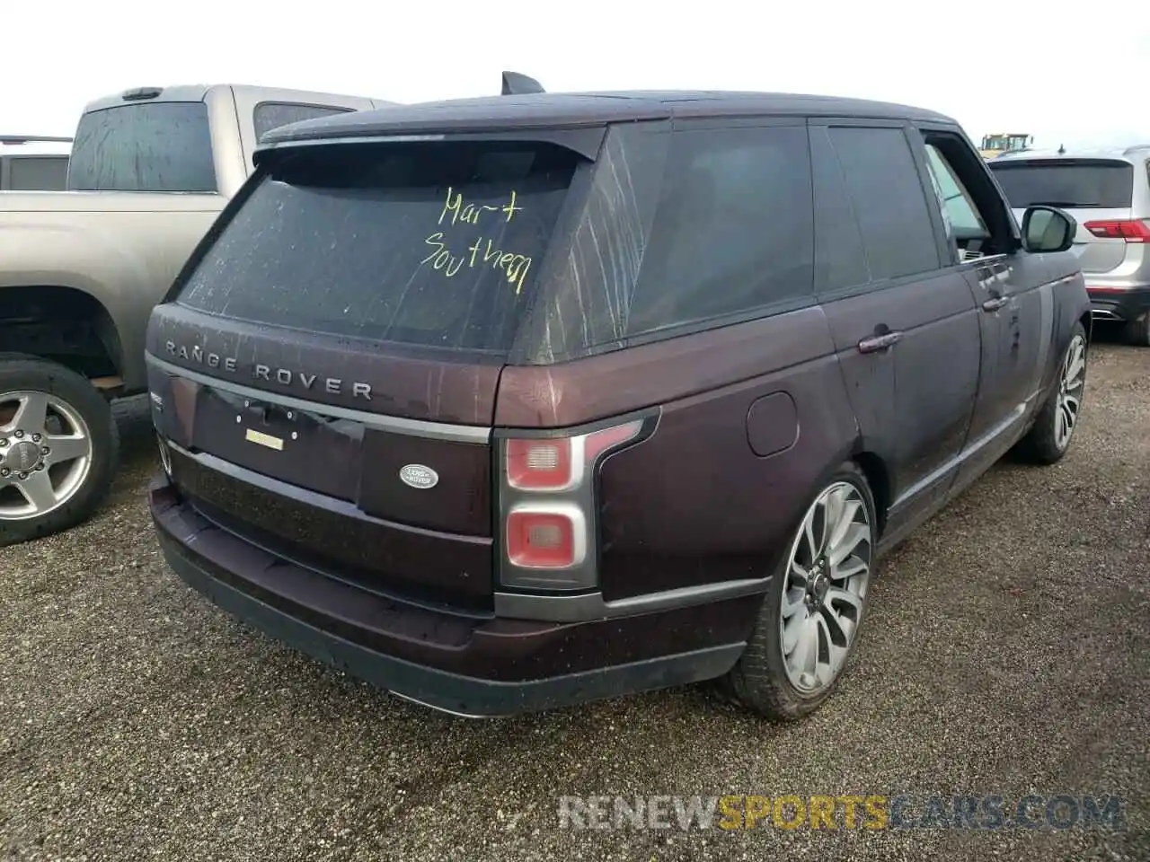 4 Photograph of a damaged car SALGS2SE7LA579444 LAND ROVER RANGEROVER 2020