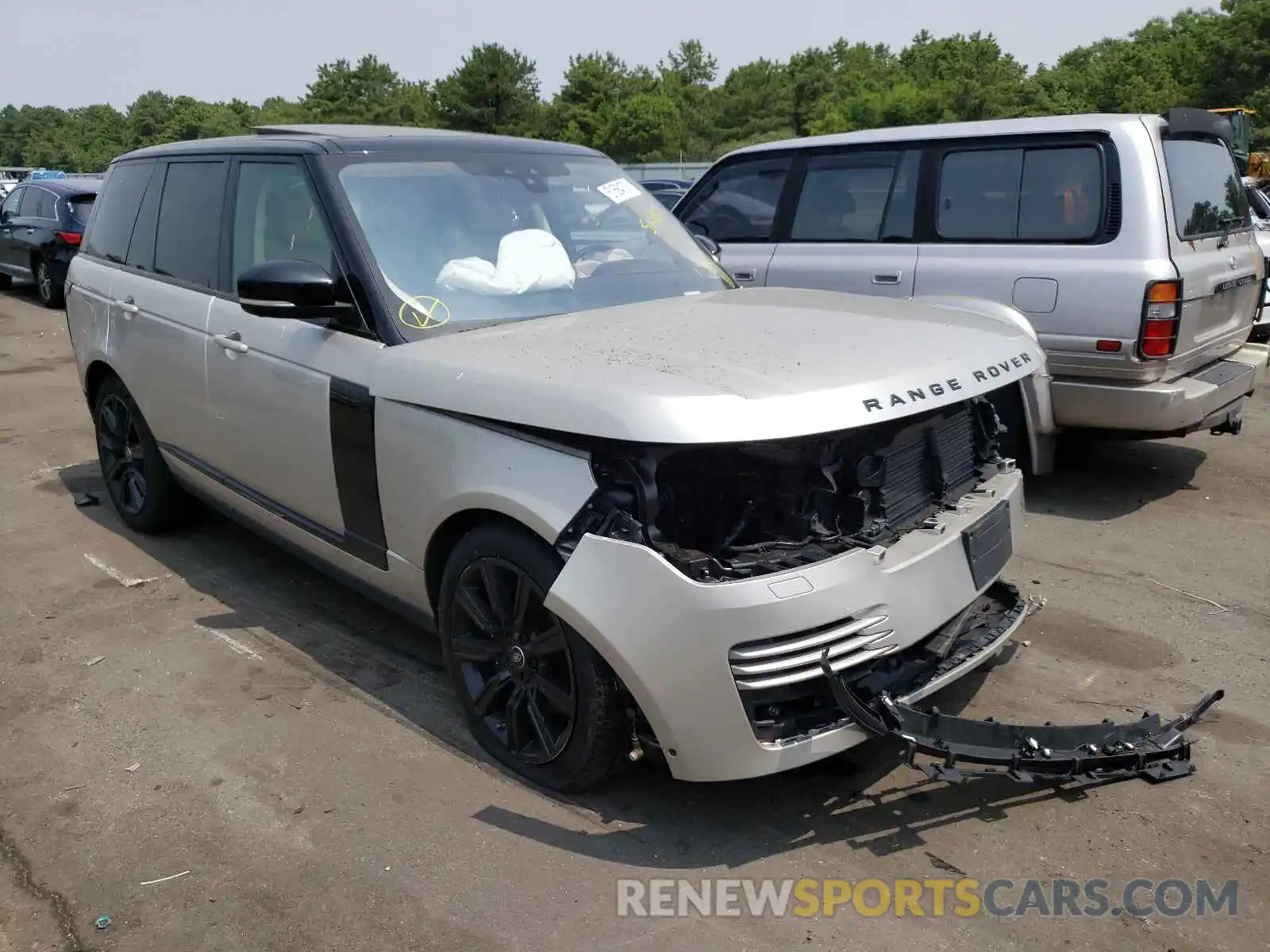 1 Фотография поврежденного автомобиля SALGS2SE8LA579856 LAND ROVER RANGEROVER 2020