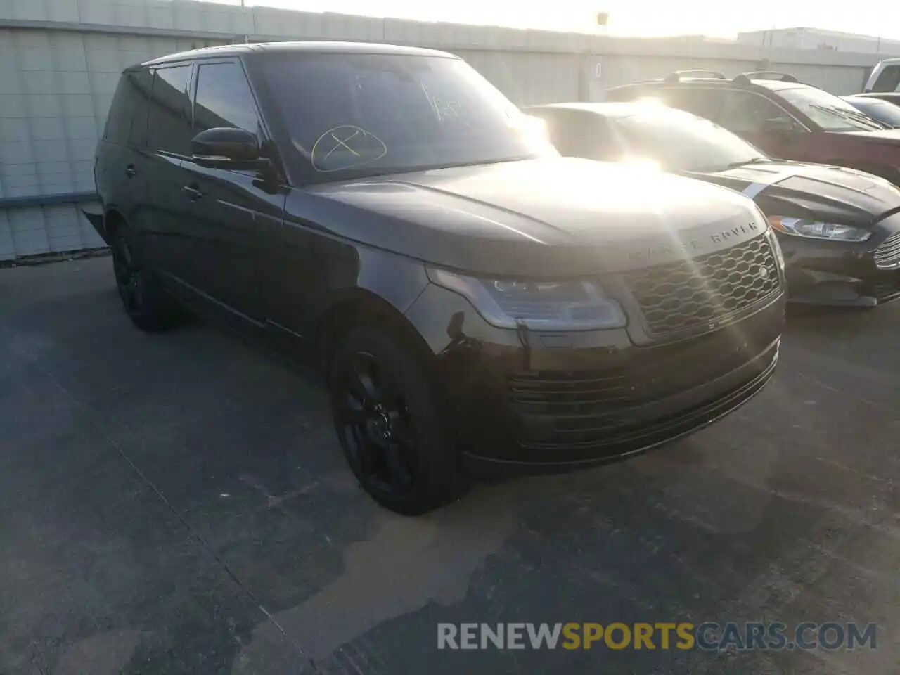 1 Фотография поврежденного автомобиля SALGS2SE9LA576318 LAND ROVER RANGEROVER 2020