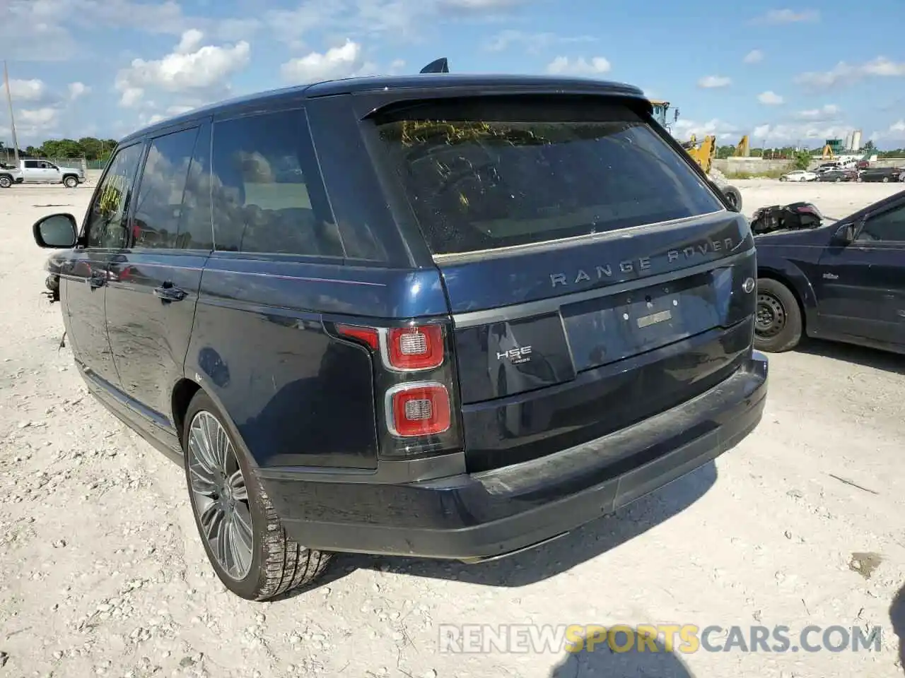 3 Photograph of a damaged car SALGS2SEXLA569992 LAND ROVER RANGEROVER 2020