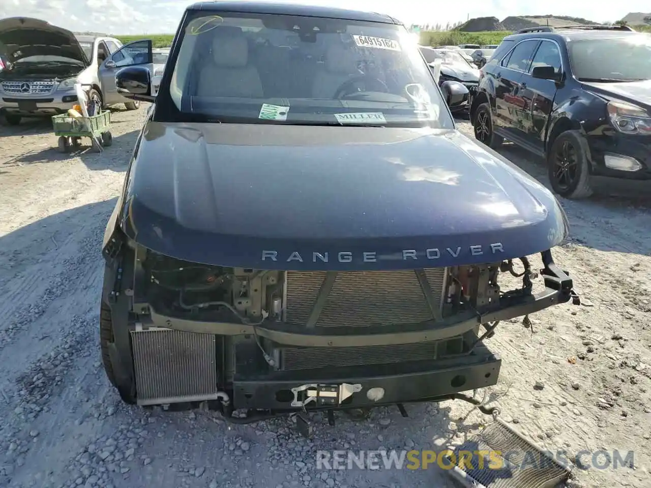 9 Photograph of a damaged car SALGS2SEXLA569992 LAND ROVER RANGEROVER 2020