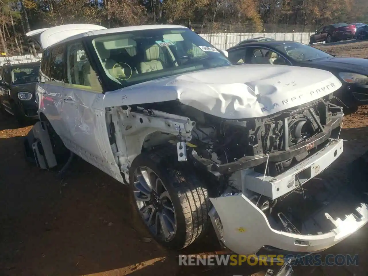 1 Photograph of a damaged car SALGS2SEXLA592527 LAND ROVER RANGEROVER 2020