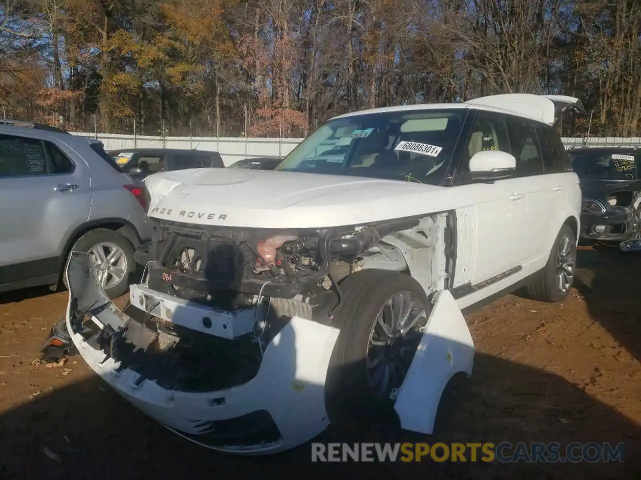 2 Photograph of a damaged car SALGS2SEXLA592527 LAND ROVER RANGEROVER 2020