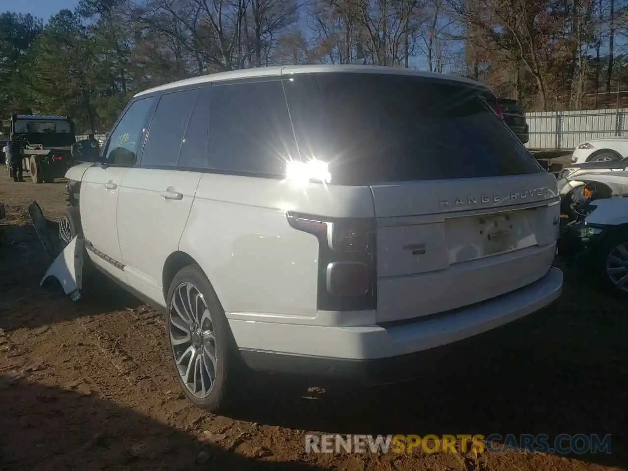 3 Photograph of a damaged car SALGS2SEXLA592527 LAND ROVER RANGEROVER 2020