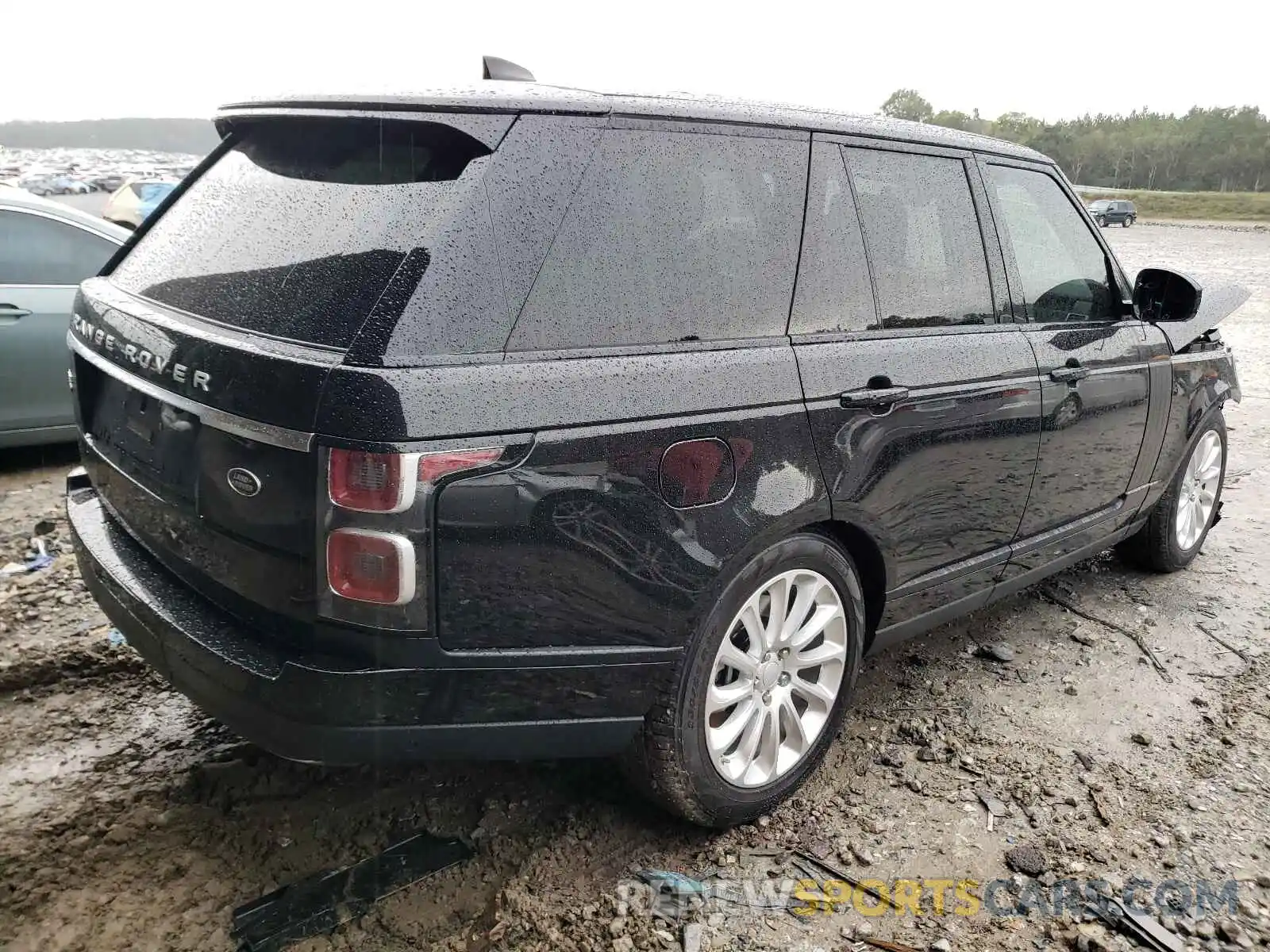 4 Photograph of a damaged car SALGS4RY8LA576984 LAND ROVER RANGEROVER 2020