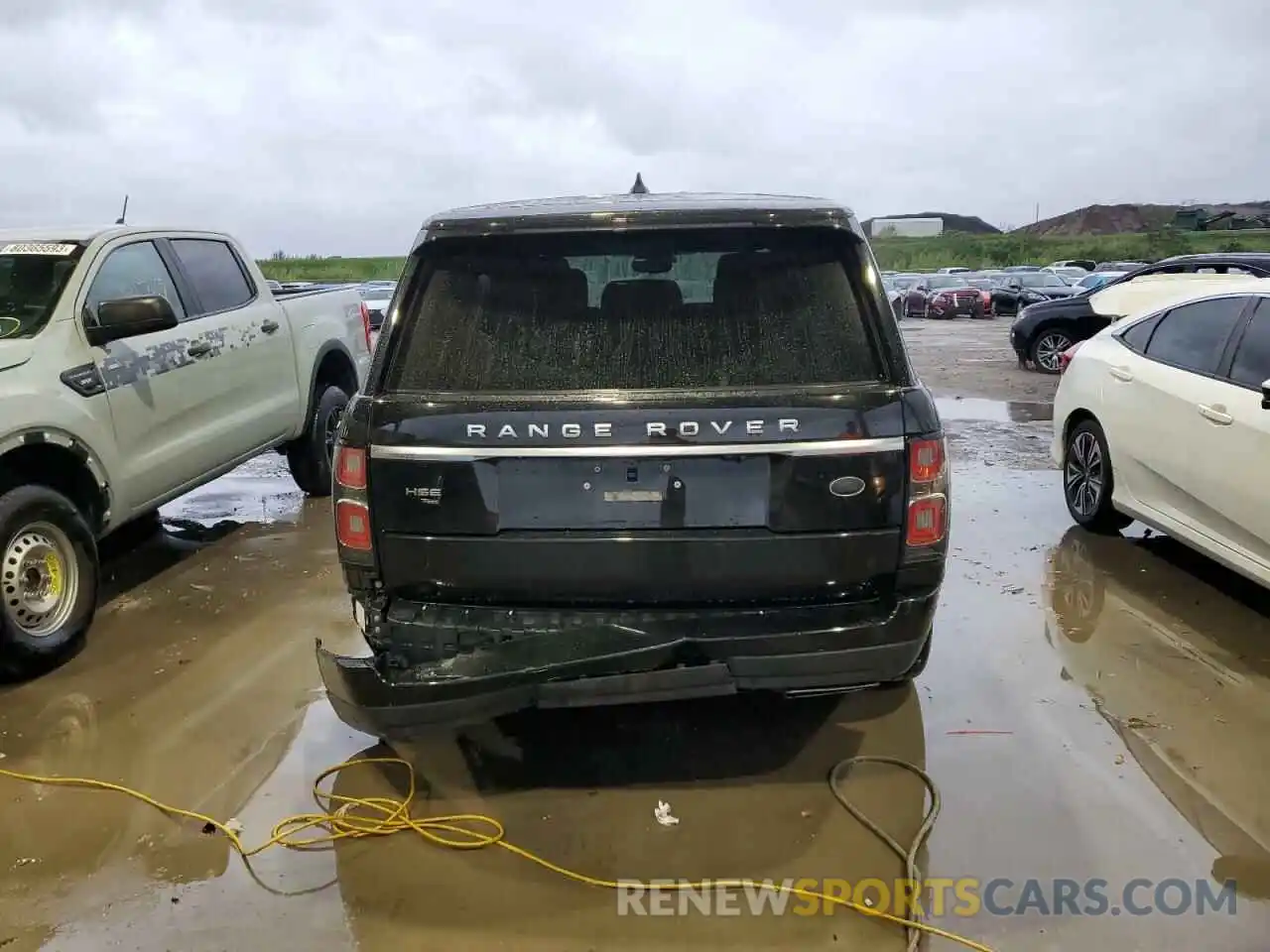 6 Photograph of a damaged car SALGS5SE2LA572533 LAND ROVER RANGEROVER 2020