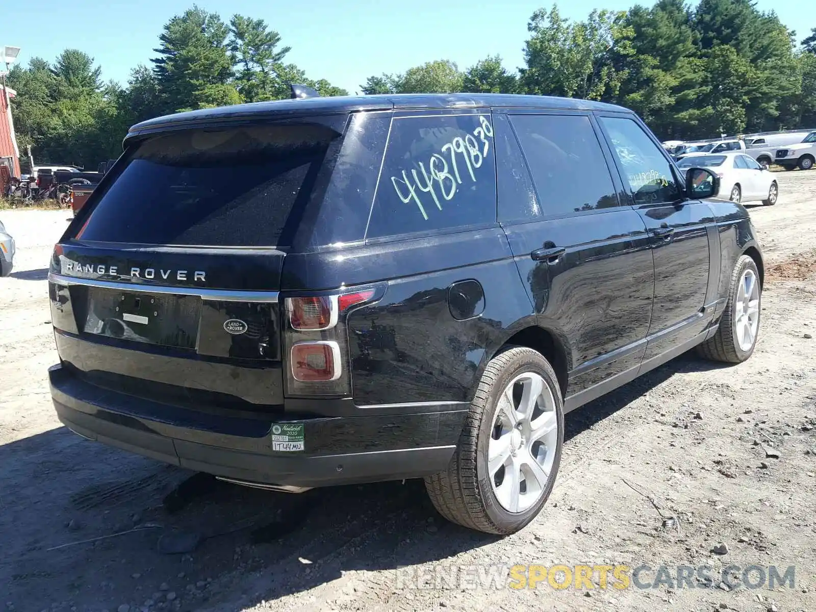 4 Photograph of a damaged car SALGS5SE4LA405607 LAND ROVER RANGEROVER 2020