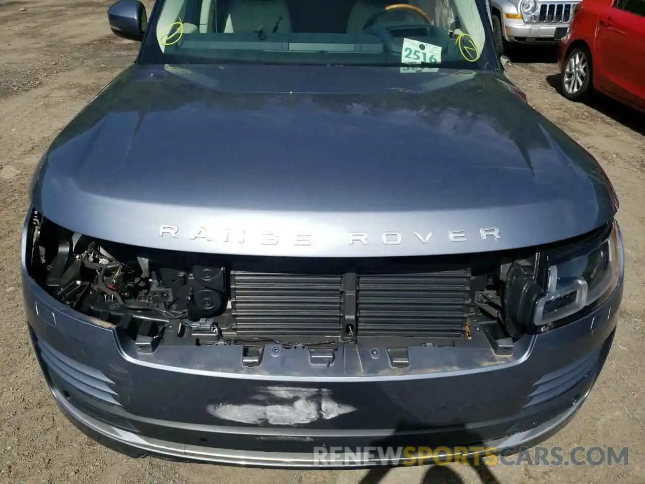 7 Photograph of a damaged car SALGS5SE5LA569576 LAND ROVER RANGEROVER 2020