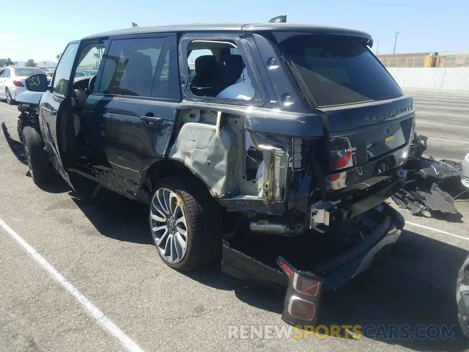 3 Photograph of a damaged car SALGS5SE5LA588113 LAND ROVER RANGEROVER 2020