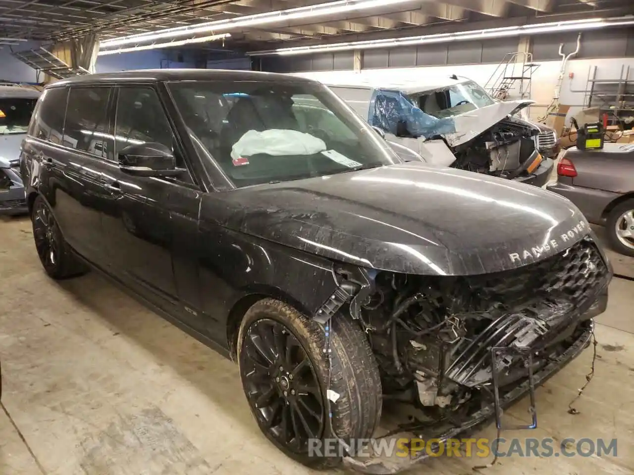 1 Photograph of a damaged car SALGS5SEXLA414506 LAND ROVER RANGEROVER 2020