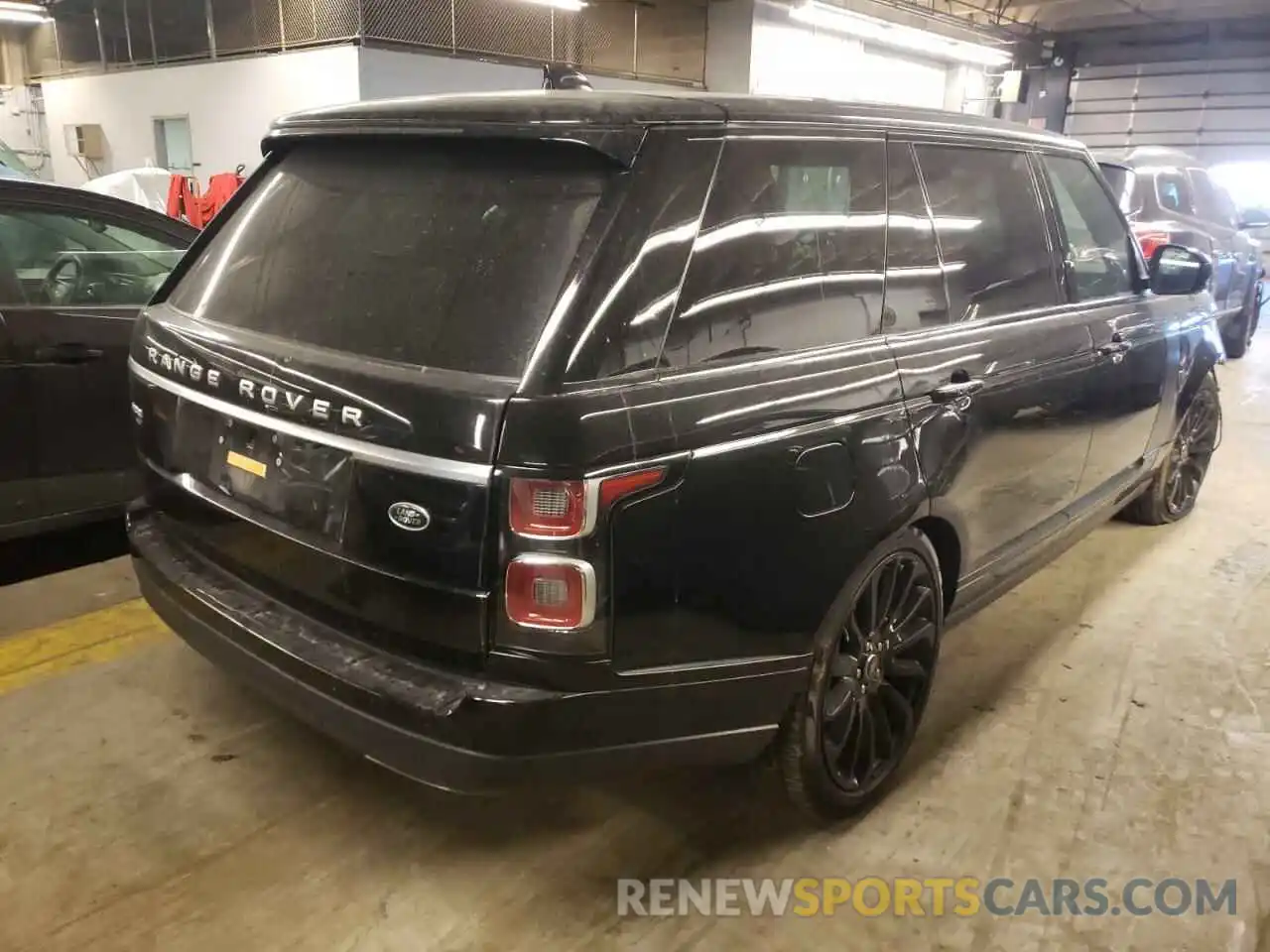 4 Photograph of a damaged car SALGS5SEXLA414506 LAND ROVER RANGEROVER 2020