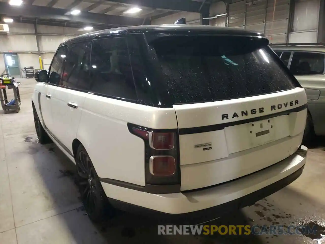 3 Фотография поврежденного автомобиля SALGV2SE4LA405368 LAND ROVER RANGEROVER 2020