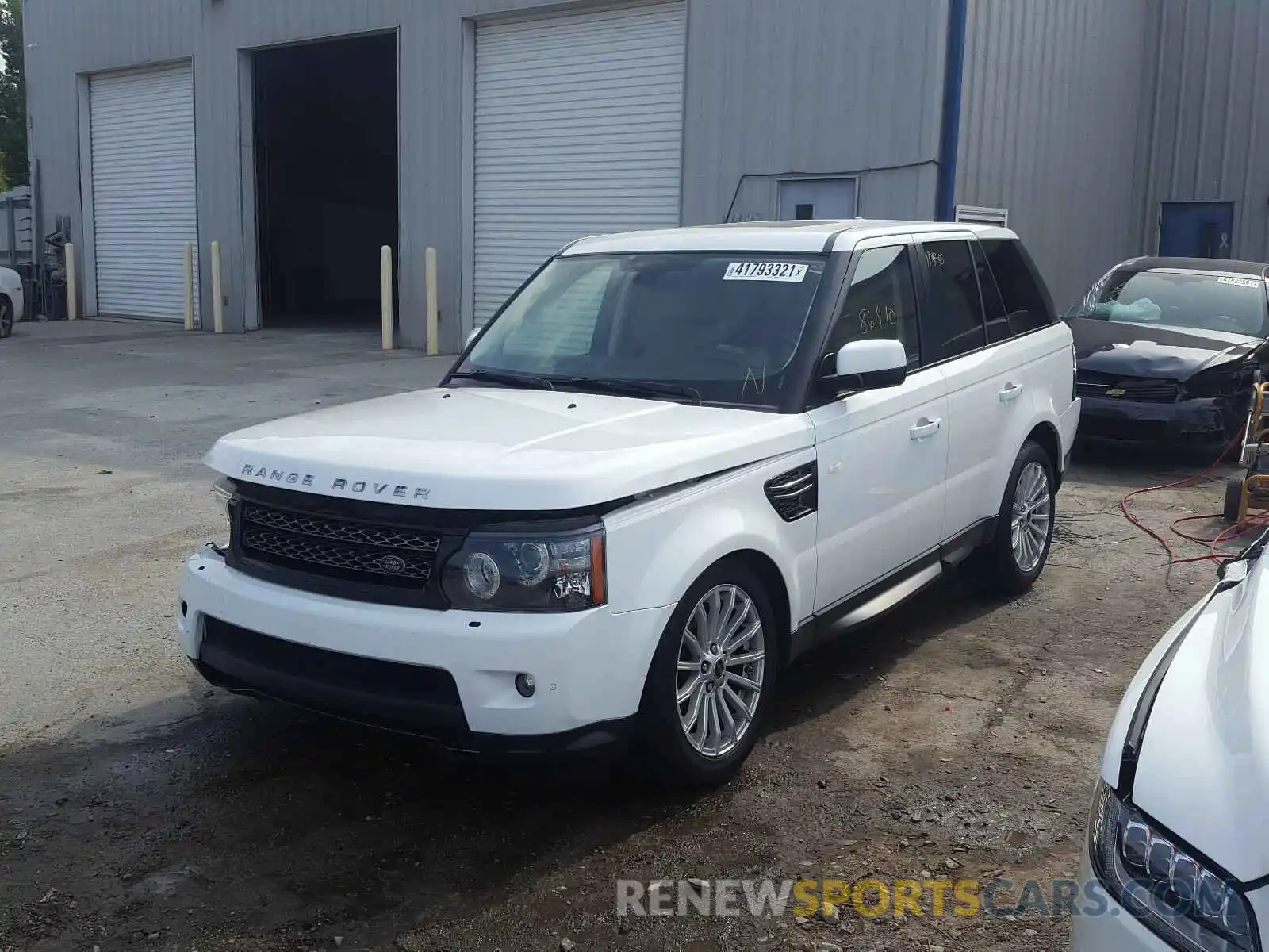 2 Фотография поврежденного автомобиля SALSF2D41CA759019 LAND ROVER RANGEROVER 2020