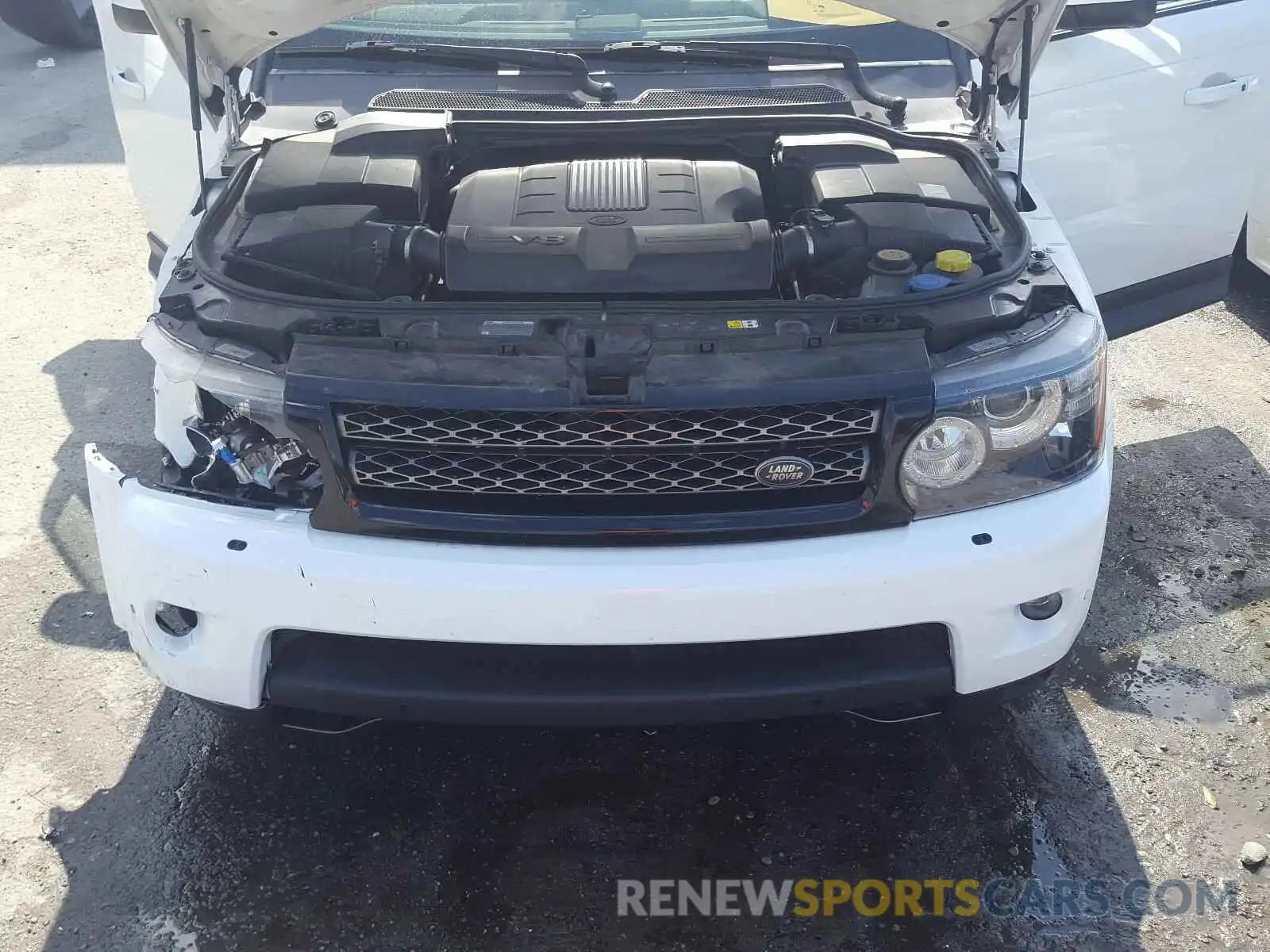 7 Photograph of a damaged car SALSF2D41CA759019 LAND ROVER RANGEROVER 2020